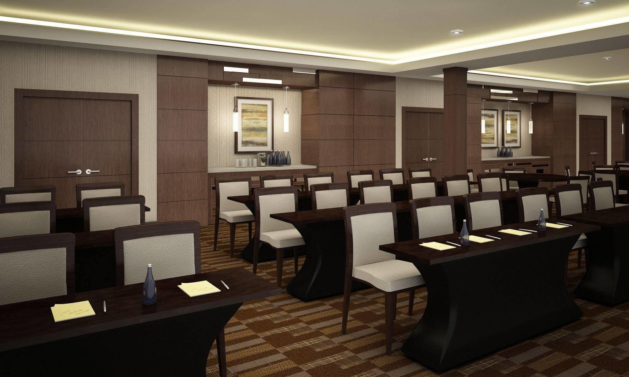Hotel The Watershed Norwalk Exterior foto